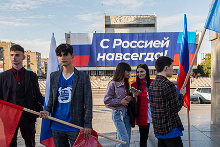 Сергей Обухов - «Независимой газете» про интеграцию новых территорий: С Крымом тоже все шло не быстро, а там не было спецоперации