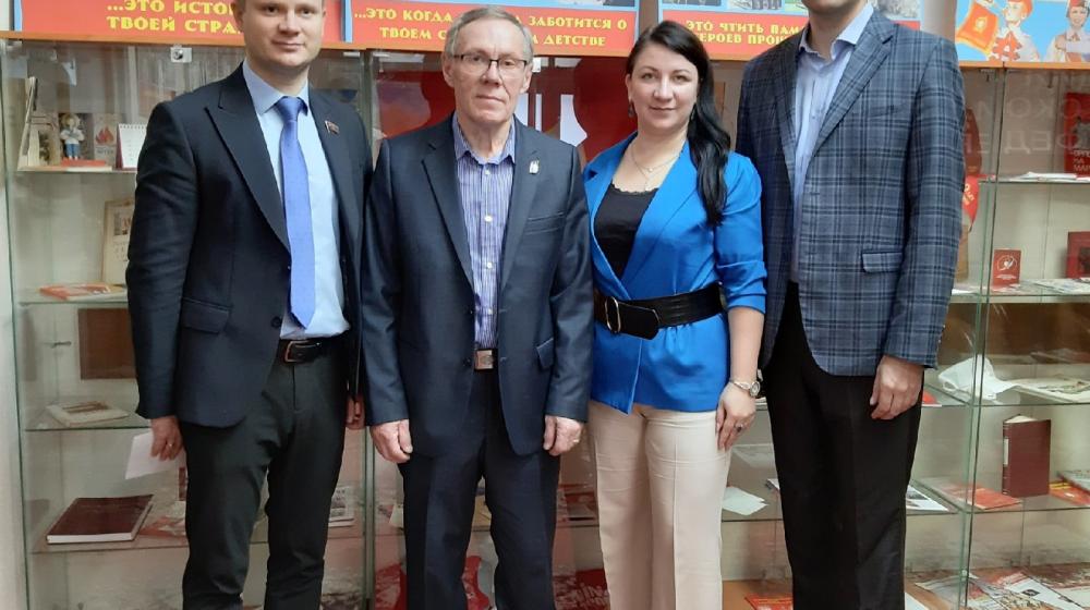 Руководство Ленинского комсомола встретилось с племянником Сергея Тюленина