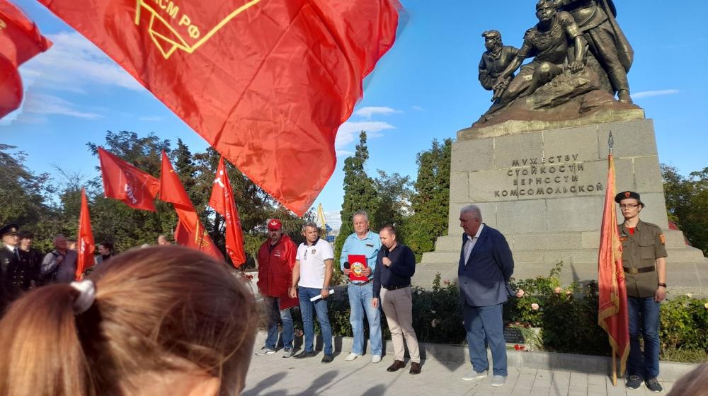 «Не забудем! Не простим!» 4 октября в Севастополе прошел митинг в память о событиях «черного октября»