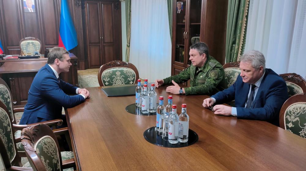 Глава Хакасии Валентин Коновалов посетил Луганскую Народную Республику