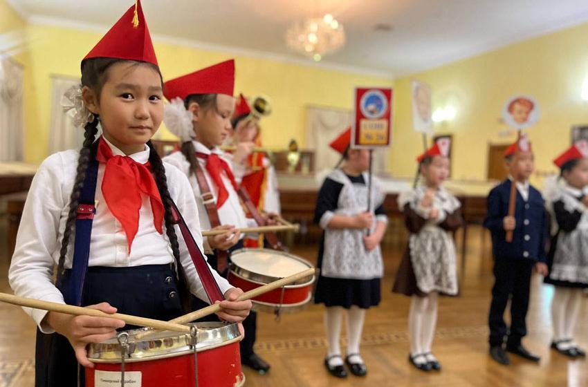 Республика Якутия. Комсомол – моя судьба!