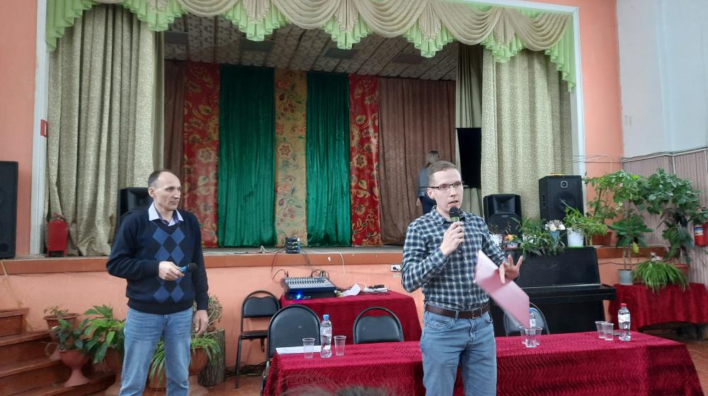 Тамбовская область. Жители села Покрово-Пригородного вышли на народный сход