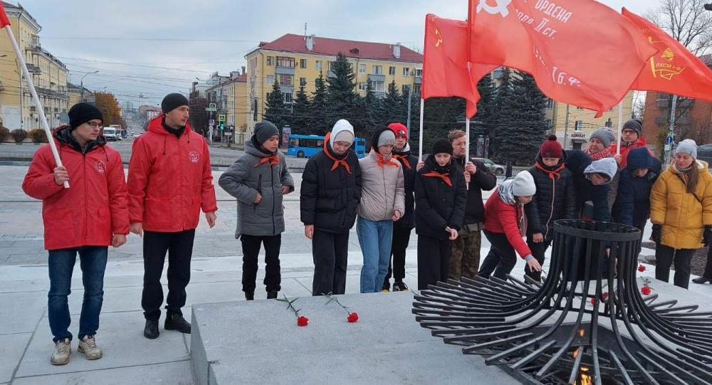 «Шумел сурово Брянский лес». Комсомольцы Брянской области провели 10-ю Вахту памяти