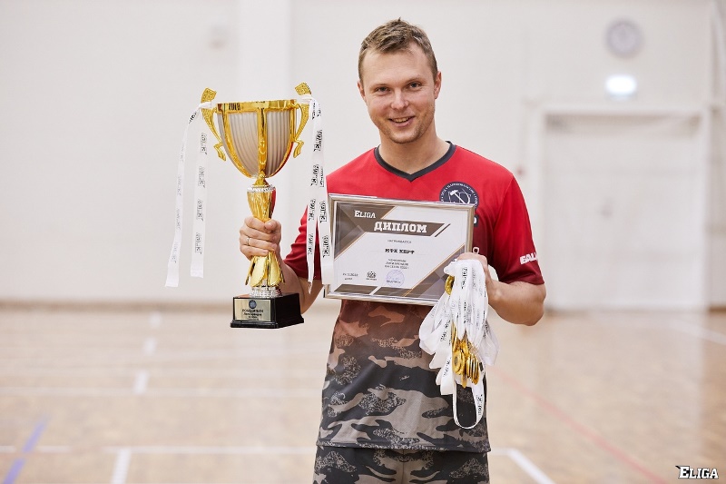 Команда новосибирского отделения КПРФ по мини-футболу стала чемпионом Бизнес-лиги