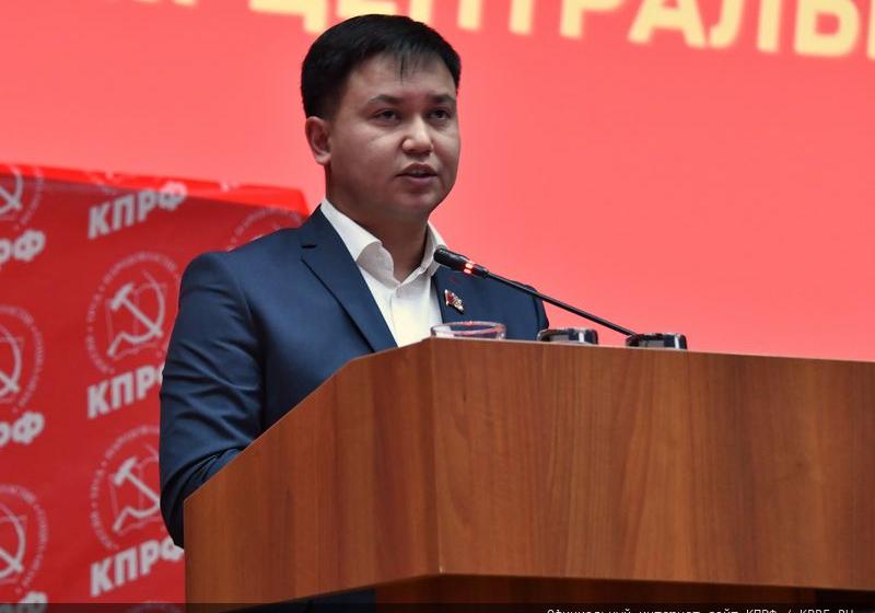 Б.Ц. Цыренов выступил на V (ноябрьском) Пленуме ЦК КПРФ