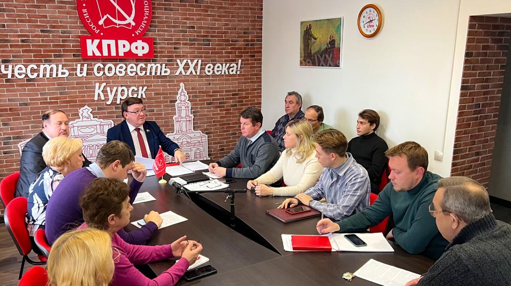 Н.Н. Иванов о первом в мире и в истории человечества государстве рабочих и крестьян