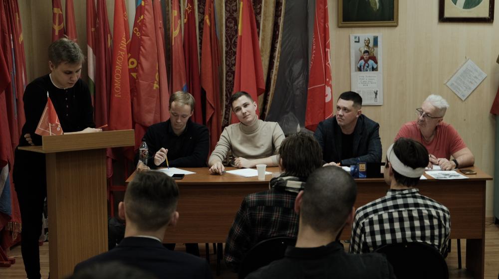 Республика Татарстан. Активисты ЛКСМ РФ провели молодежные дебаты, посвященные 100-летию СССР