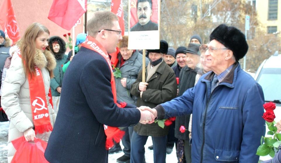 В Пензе отметили День рождения И.В. Сталина