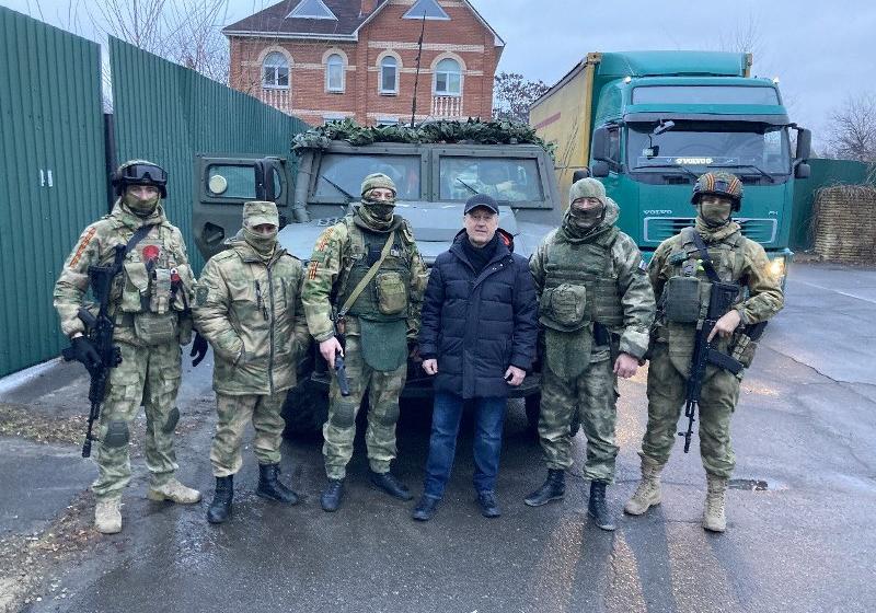 Анатолий Локоть встретился с бойцами из Новосибирска, приехавшими в Беловодский район ЛНР