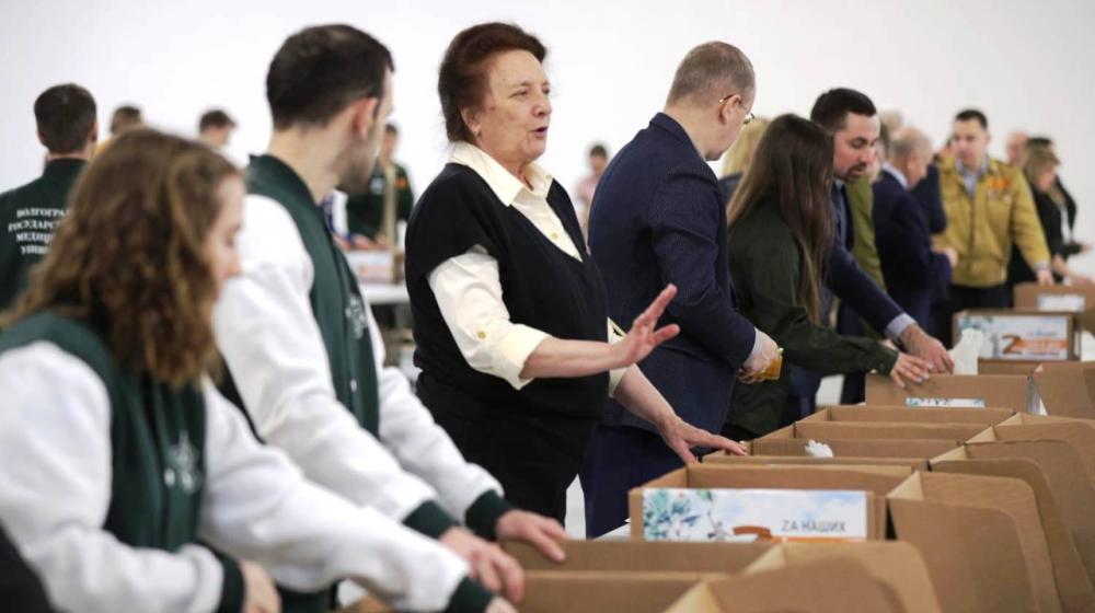 Волгоград. Депутат-коммунист Т.П. Головачёва приняла участие в формировании гуманитарного конвоя для Донбасса