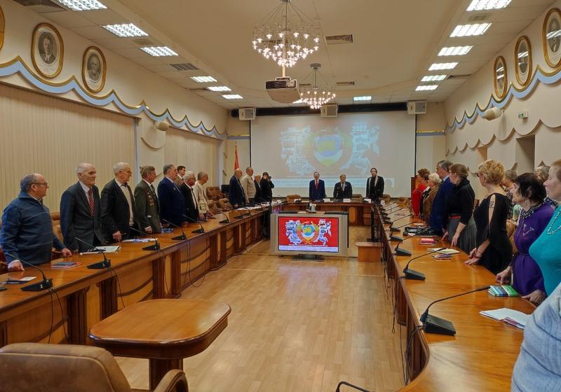 Новосибирск. В Академгородке открылась конференция к 100-летию СССР