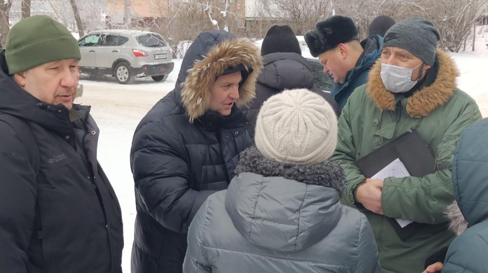 Депутат Рязанской областной Думы Денис Сидоров встретился с жителями улицы Новаторов