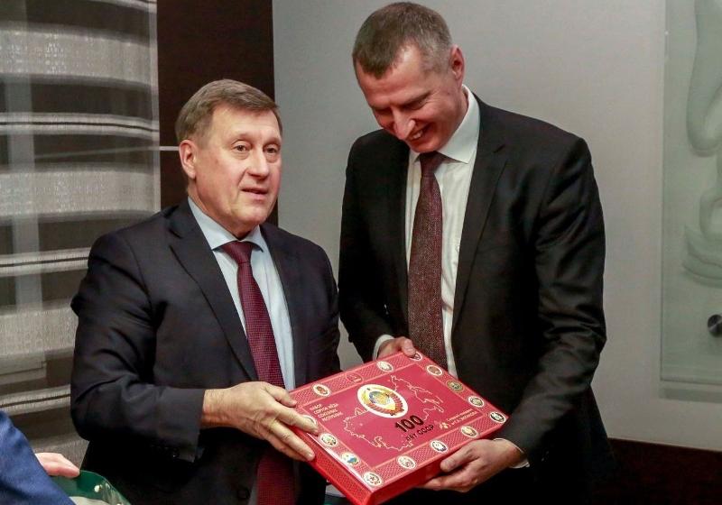 Анатолий Локоть обсудил с белорусским послом сотрудничество между Новосибирском и Минском