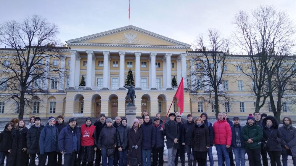 Коммунисты Ленинграда провели ряд акций в память о В.И. Ленине