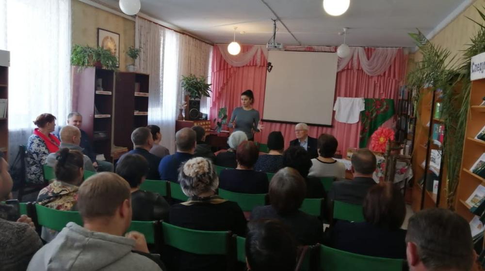 Алтайский край. М.Н. Прусакова, несмотря на препоны местных властей, выступила перед жителями Каменского и Крутихинского районов