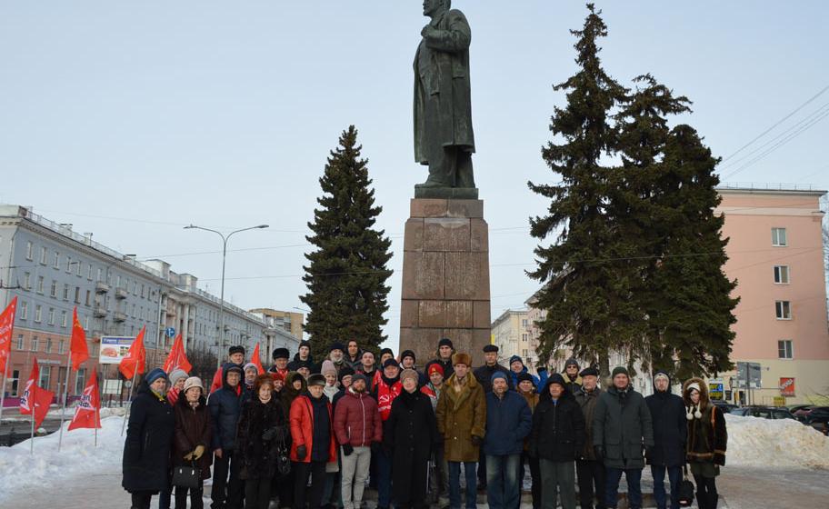 Ивановские коммунисты почтили память Владимира Ильича Ленина
