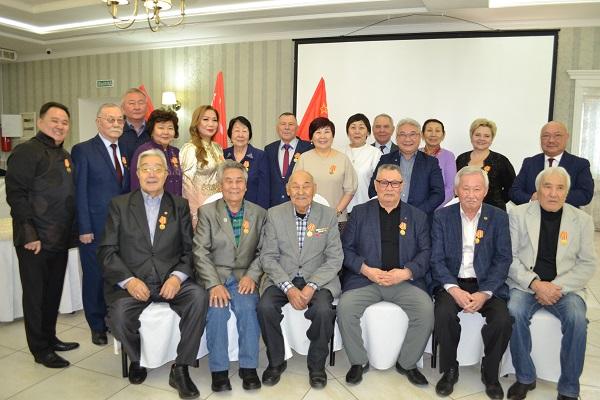 Коммунисты Калмыкии достойно отметили День 100-летия СССР