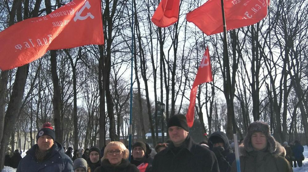 В Великом Новгороде отметили День Советской Армии и Военно-Морского Флота