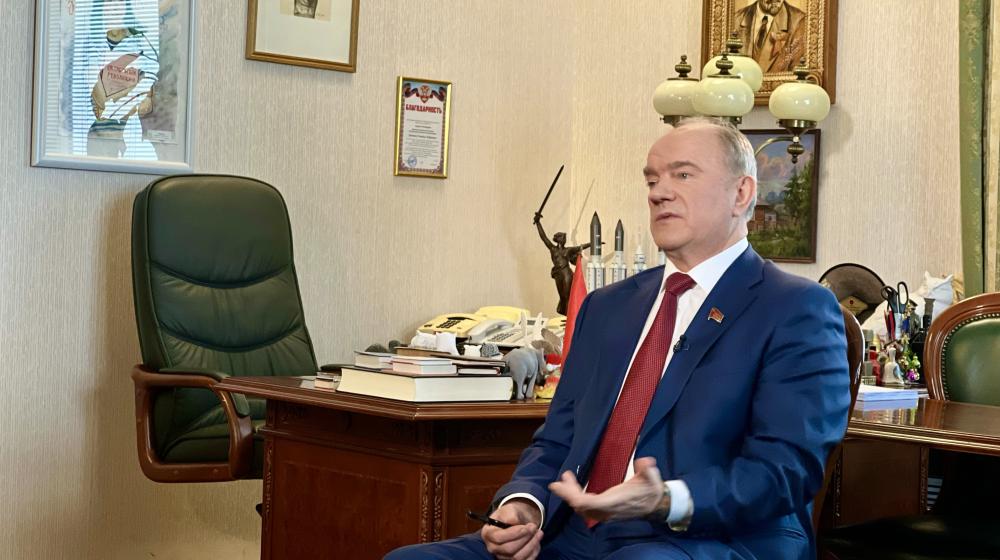 13 февраля на телеканале "Россия 1" выйдет сюжет, посвященный 30-летию возрождения КПРФ