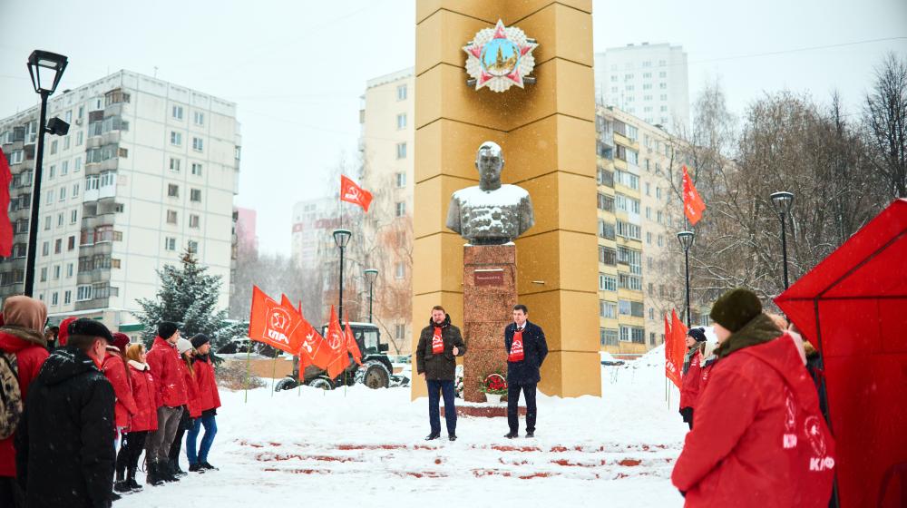 Нижегородские коммунисты отметили годовщину разгрома немецко-фашистских войск под Сталинградом