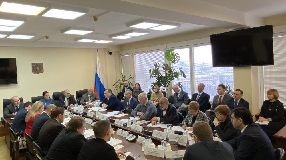 В Государственной Думе обсудили актуальные вопросы адаптации и интеграции мигрантов