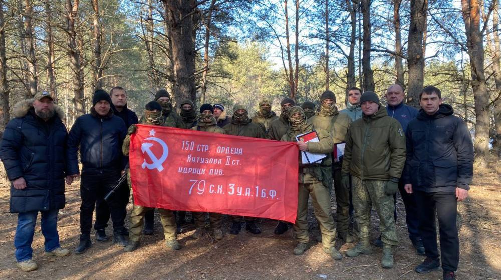 Член ЦК КПРФ, сенатор РФ А. Гибатдинов поздравил военнослужащих с Днем Защитника Отечества