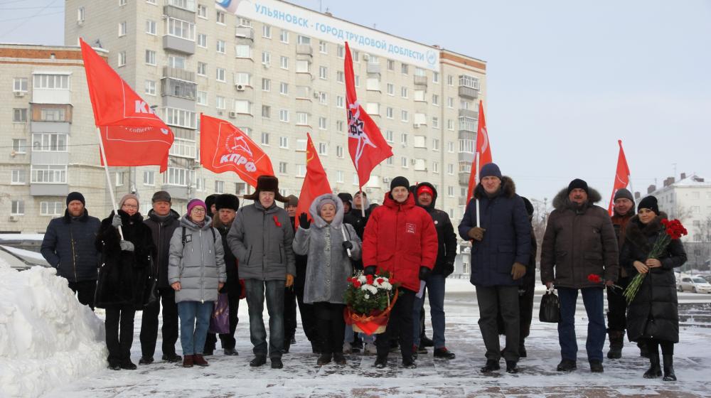 Ульяновцы отметили 105 годовщину создания РККА
