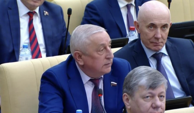 Николай Харитонов призвал решить вопросы  предоставления жилищных субсидий для выезжающих северян