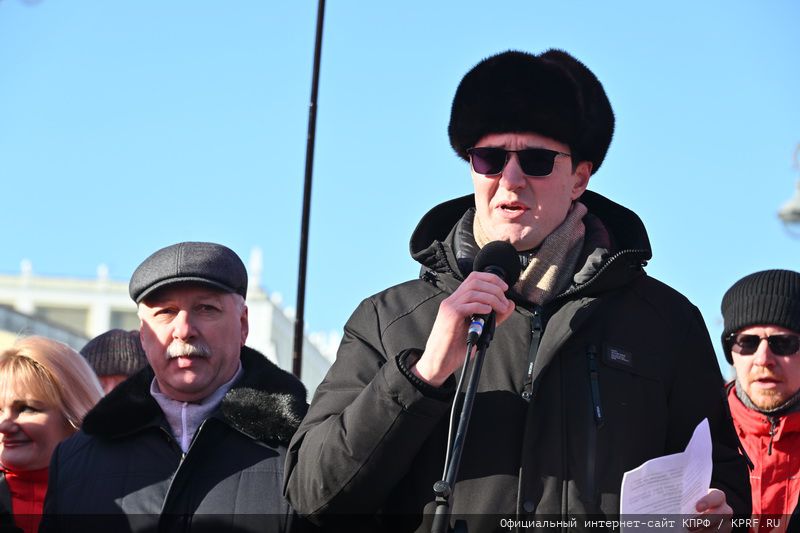 Резолюция встречи депутатов ГД ФС РФ с избирателями о 105-й годовщине Рабоче-Крестьянской Красной Армии и в поддержку специальной военно-политической операции Российской Армии
