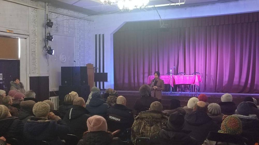 Мария Прусакова провела встречу с жителями Волчихинского района Алтайского края