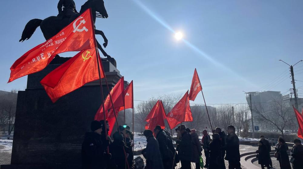 Коммунисты Бурятии отметили 105-ю годовщину создания РККА