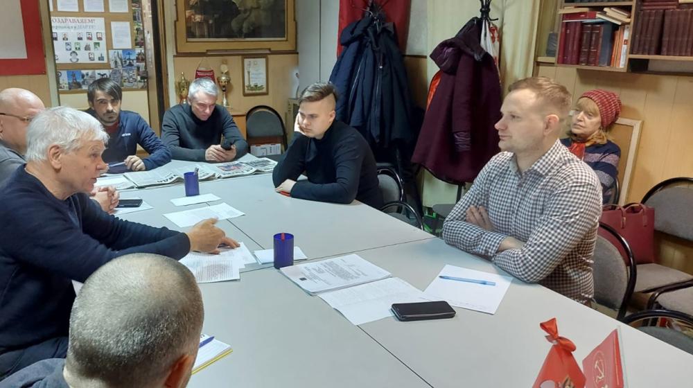 Депутат Госдумы Владимир Исаков ведёт приём населения в Тульской области