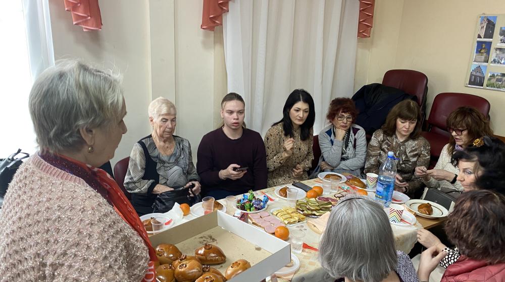 Коммунисты Калининграда поздравили соратниц с наступающим Международным женским днём