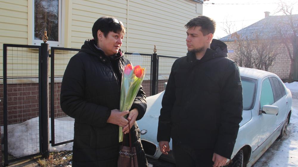 Воронежские комсомольцы поздравили с 8 Марта жен и матерей мобилизованных в СВО