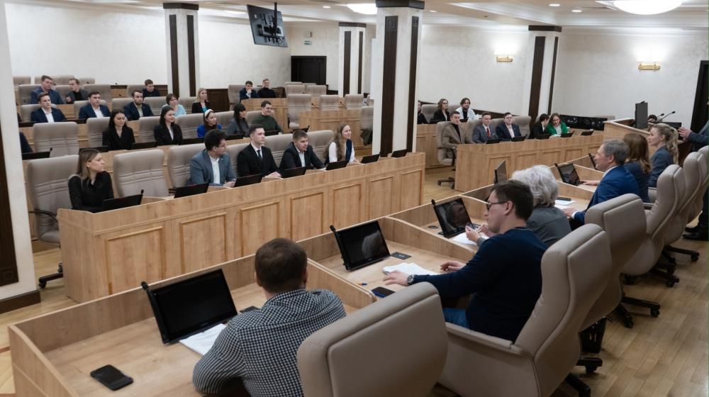 Свердловские комсомольцы вошли в состав Молодежной палаты при ЕГД