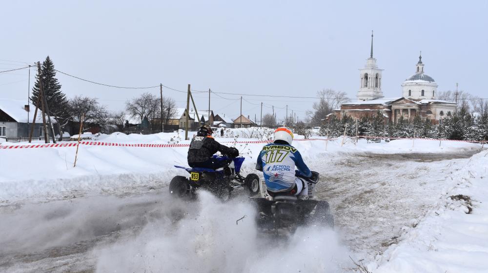 В Свердловской области при поддержке КПРФ прошел мотокросс в честь Дня Рождения Советской Армии
