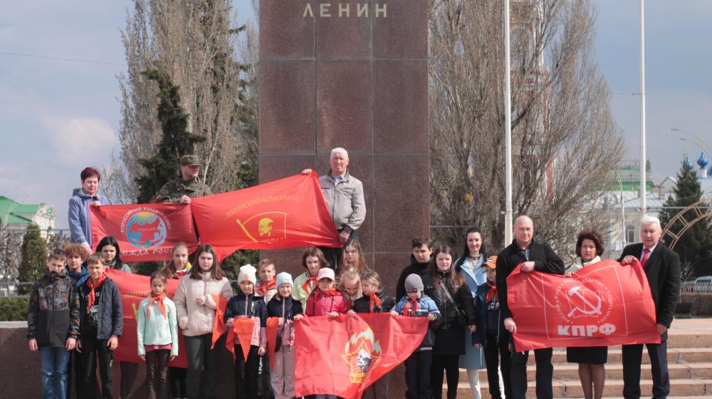 Тамбовская область. Активисты КПРФ рассказали пионерам о великом подвиге советского народа