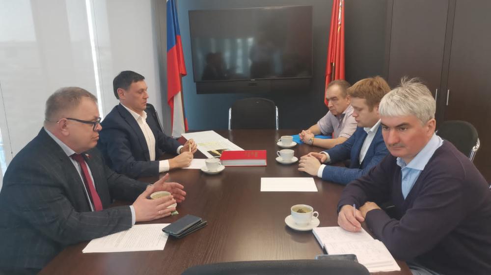 Руководитель фракции КПРФ в Мособлдуме Александр Наумов: «Транспортная доступность Национального парка «Лосиный Остров» - одно из приоритетных направлений развития рекреационного комплекса региона»