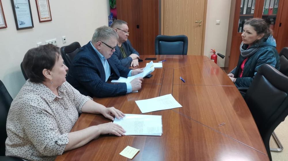 Руководитель фракции КПРФ в Мособлдуме Александр Наумов провел прием граждан в Домодедово
