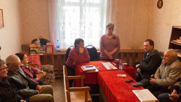 Саратовская область. Депутаты-коммунисты Ольга Алимова и Денис Буланов посетили Базарный Карабулак