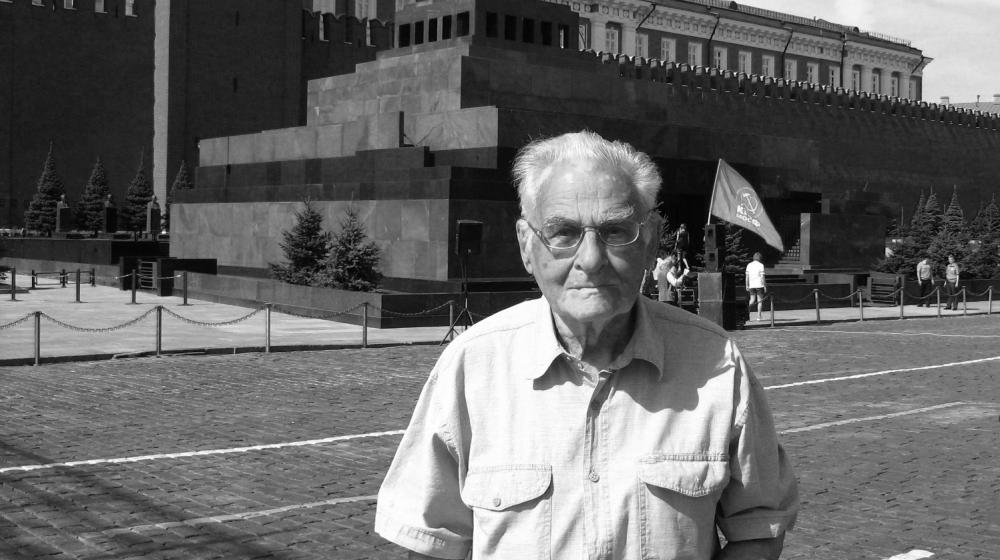 Памяти бессменного часового Мавзолея