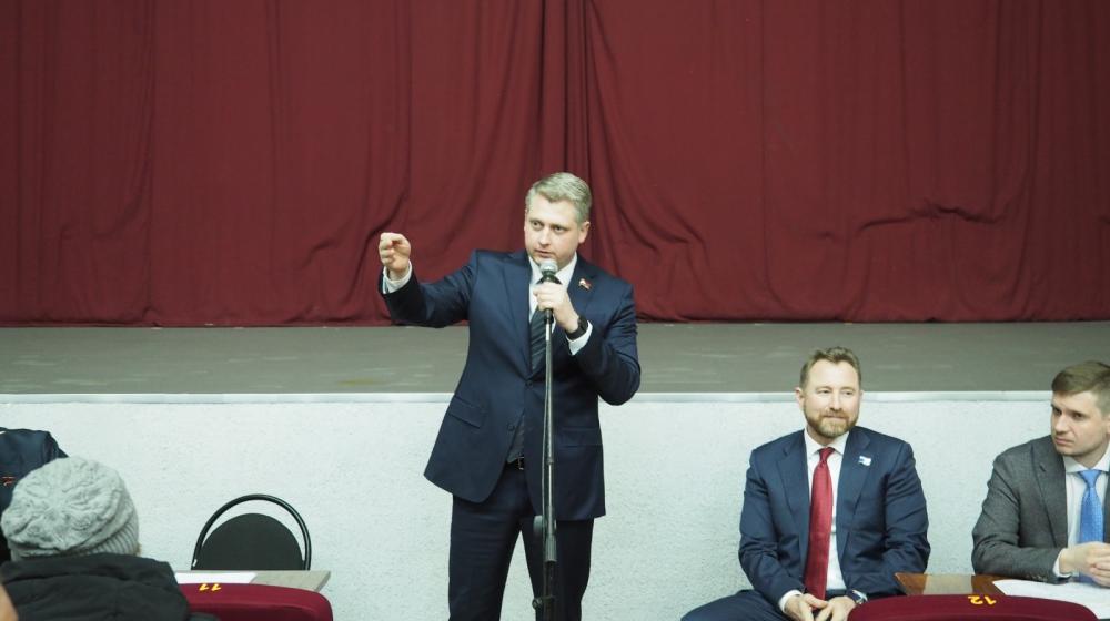 Свердловская область. При поддержке КПРФ состоялся народный сход жителей Пышмы против строительства через их поселок трассы Екатеринбург – Тюмень