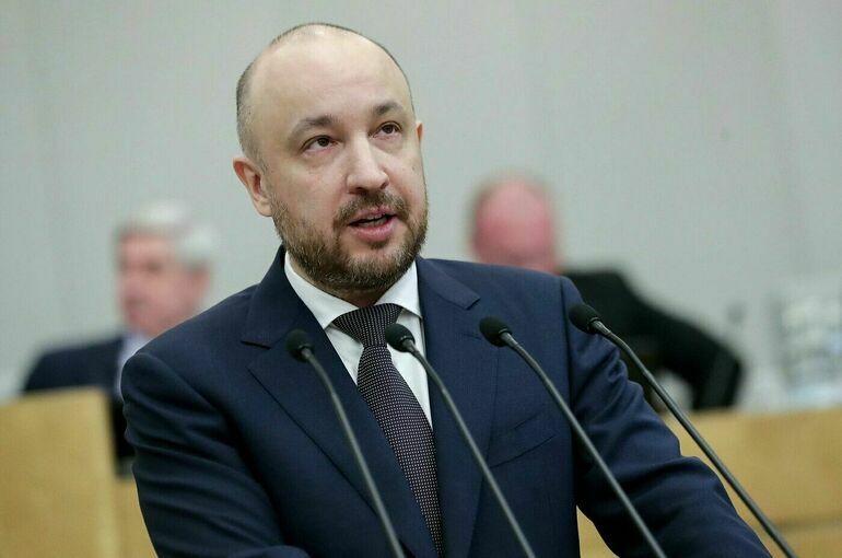 М.В. Щапов назвал риски внедрения искусственного интеллекта для рынка труда