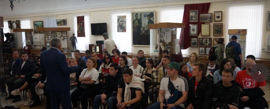 Ставропольский край. Продолжается слёт комсомольского актива в Кисловодске