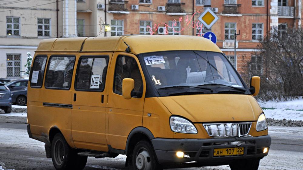 Алтайский край. По требованию КПРФ недобросовестных автоперевозчиков привлекли к административной ответственности