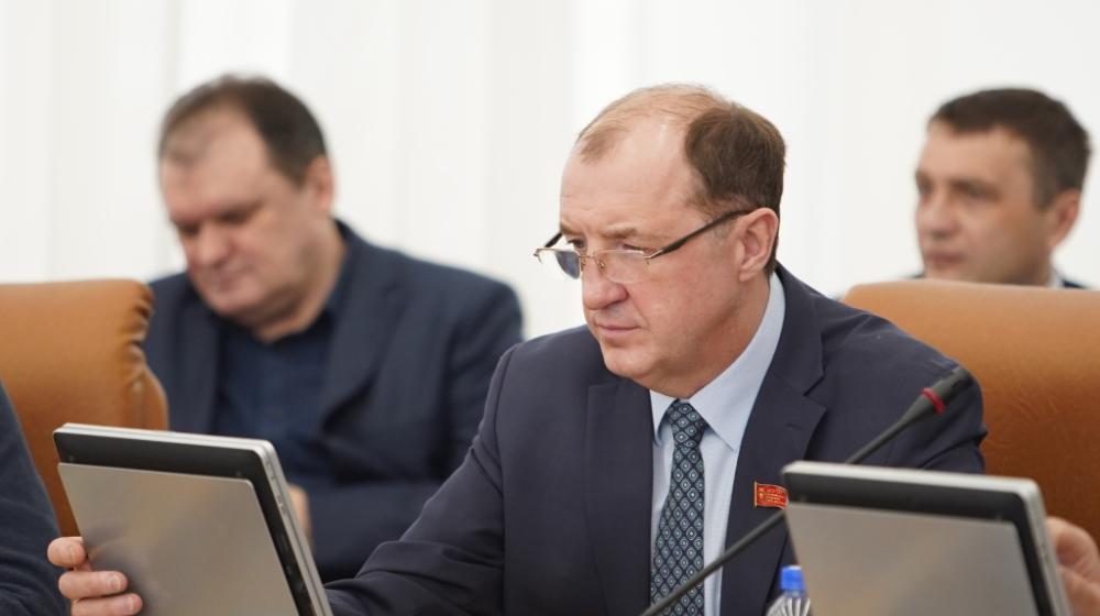 В Красноярском крае КПРФ продавливает снятие коронавирусных ограничений на акции протеста