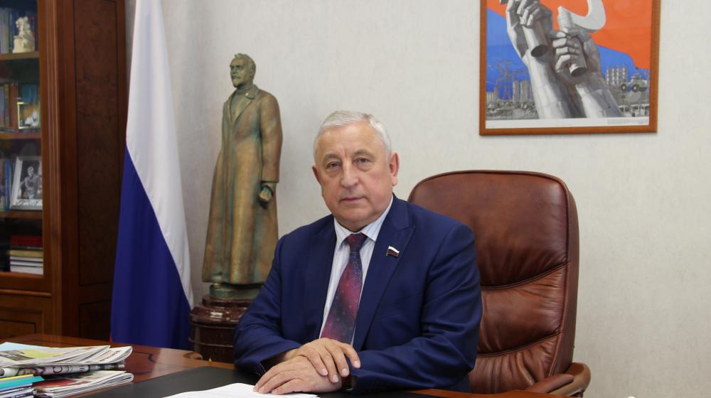 Н.М. Харитонов:  С Днем Победы!