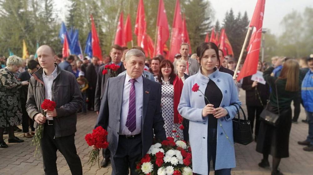 Коммунисты Алтайского края отметили День Великой Победы