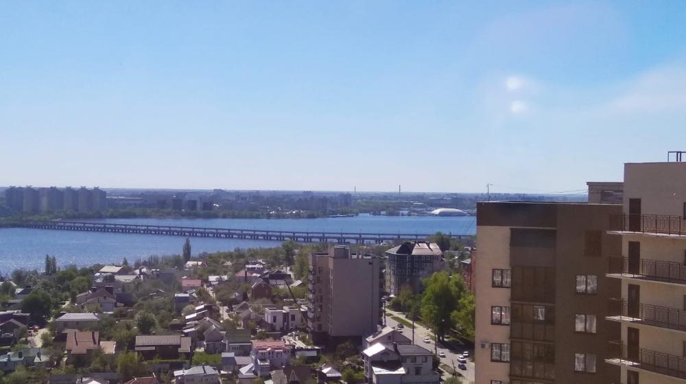 Новые стройки не должны ущемлять права воронежцев. К депутату Государственной Думы от КПРФ Сергею Гаврилову обратились с жалобой жители жилого комплекса «Лазурный»