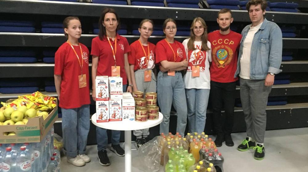 Белгород: комсомольцы помогают жителям Шебекино в пунктах временного размещения